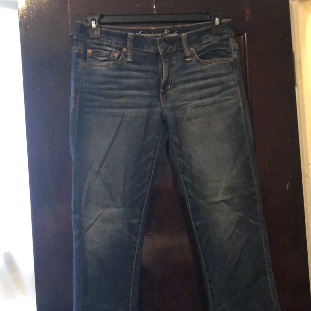 American Eagle; Boy Fit Capri jeans